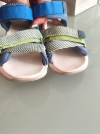 Sandalias Zara niño