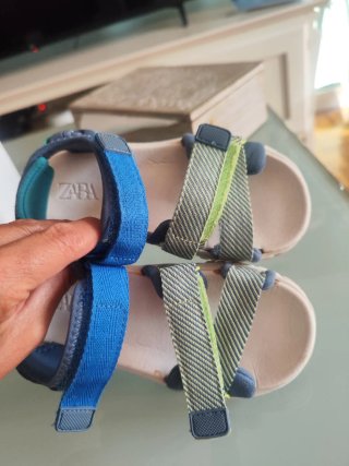 Sandalias Zara niño