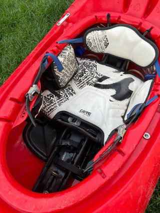 Kayak acque agitate Recon 83