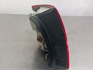 PILOTO TRASERO DERECHO AUDI A4 AVANT (8E) BLB 8E9