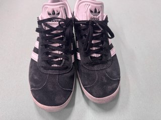 Zapatillas Adidas Gazelle Talla 40