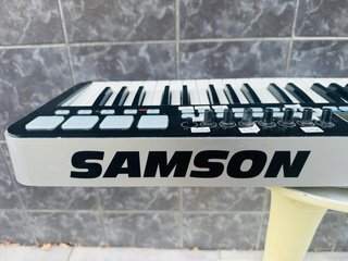 Samson Graphite 49 Teclado MIDI USB