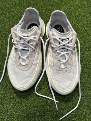 Zapatillas Adidas Blancas y Beige
