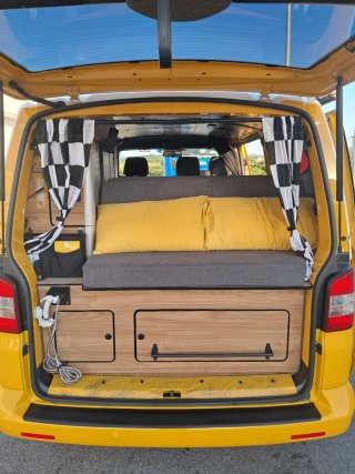 Volkswagen Transporter T5 2011