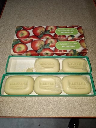 Lote 5 jabones Manzana