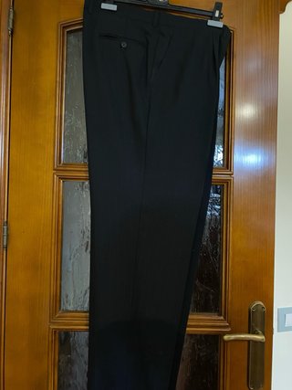 Traje de chaqueta negro con rayas