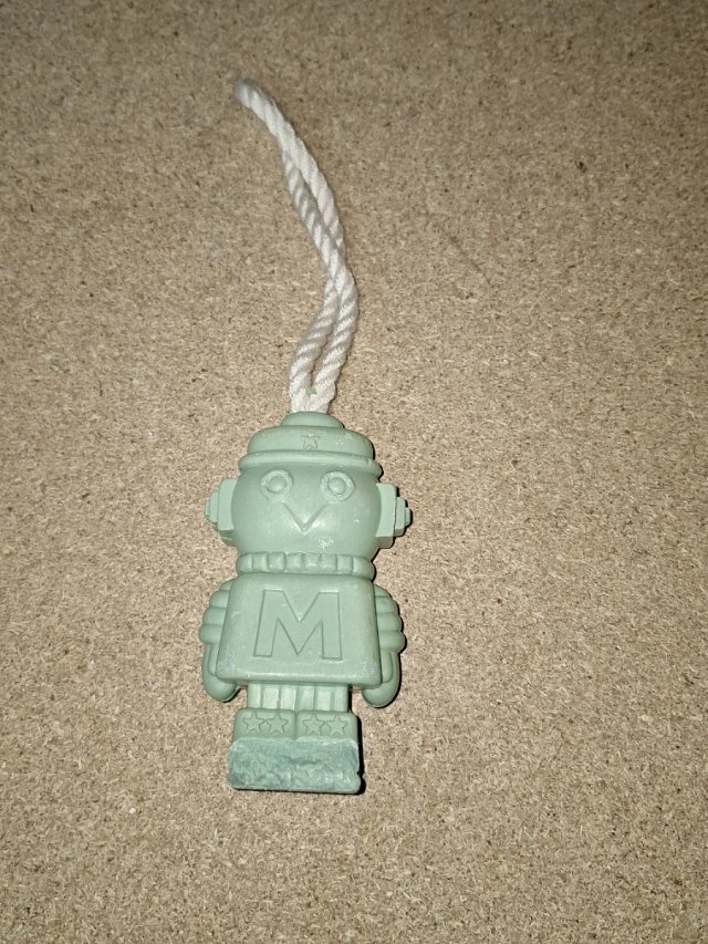 Pastilla de jabón antigua robot M