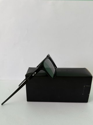 Occhiali Oakley Apparition Polarizzati Neri