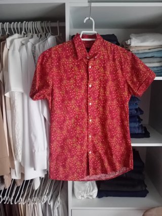 Camisa y regalo  2 prendas