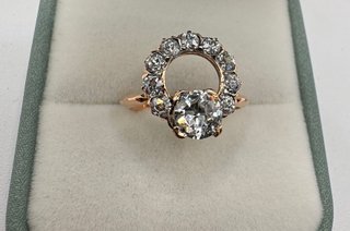 Anillo de oro 18 kt con diamantes