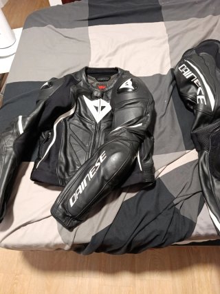 Mono de moto Dainese (TALLA 48)