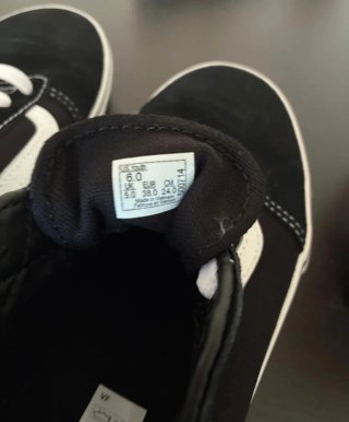 Zapatillas Vans Old Skool Negras y Blancas