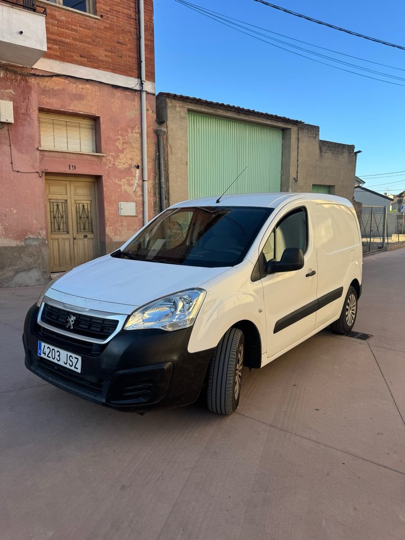 Peugeot Partner 2017 - foto 1