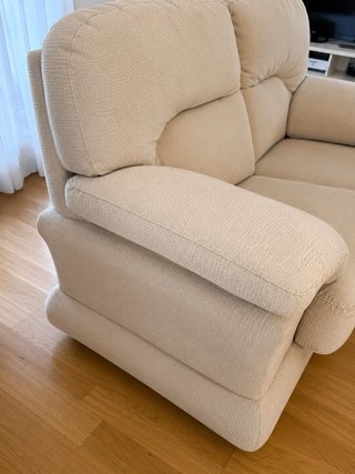 2 SOFÁS de 2 plazas BEIGE muy cómodos. ¡OFERTA!