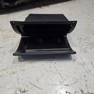 Guantera Opel Astra G Negra