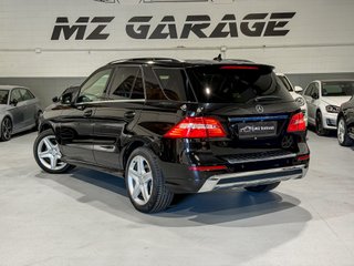 Mercedes-Benz ML 500 4MATIC AMG Line · 408 CV · AIRMATIC · Techo · CarPlay