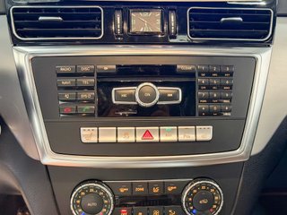 Mercedes-Benz ML 500 4MATIC AMG Line · 408 CV · AIRMATIC · Techo · CarPlay
