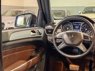 Mercedes-Benz ML 500 4MATIC AMG Line · 408 CV · AIRMATIC · Techo · CarPlay