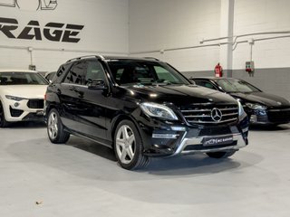 Mercedes-Benz ML 500 4MATIC AMG Line · 408 CV · AIRMATIC · Techo · CarPlay