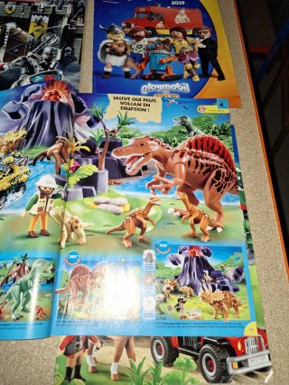 Lote 4 catálogos de Playmobil 2011