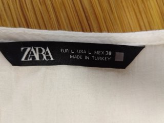 Blusa blanca manga acampanada