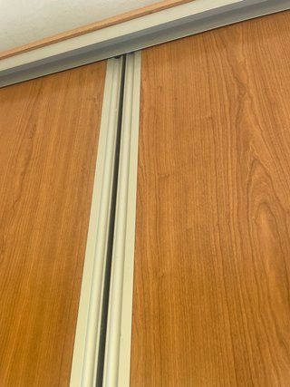 Armario puertas correderas madera grande