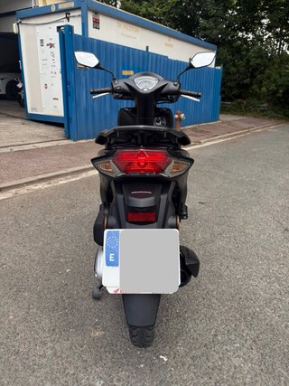 Honda Vision 110 Scooter Negra 2024