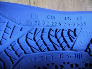 Chanclas niña azules Decathlon. Talla 35-36.