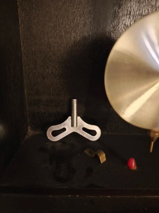 Reloj de péndulo antiguo