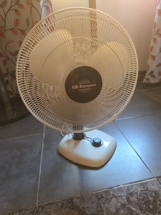 Ventilador Orbegozo Blanco y Negro