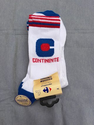 Lote Zapatillas Retro Continente + Calcetines