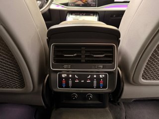 Audi Q8 50 TDI 210kW Black Line Plus quattro tip