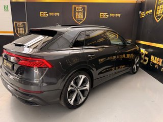Audi Q8 50 TDI 210kW Black Line Plus quattro tip