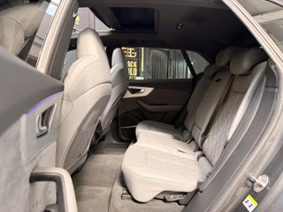 Audi Q8 50 TDI 210kW Black Line Plus quattro tip