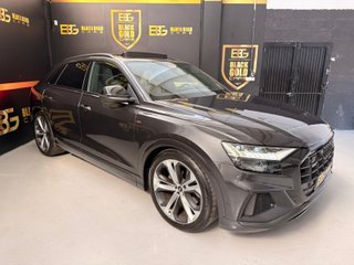 Audi Q8 50 TDI 210kW Black Line Plus quattro tip