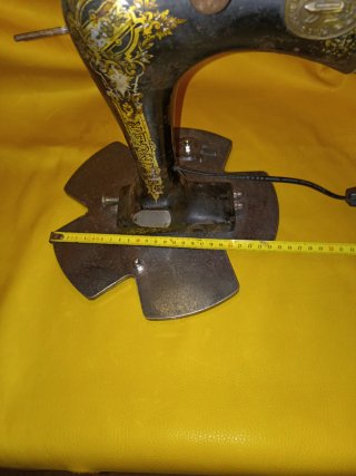 Lampada vintage Singer
