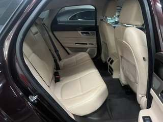 Jaguar XF 2.0D 132kW (180CV) Portfolio