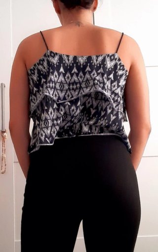 Blusa volantes Stradivarius