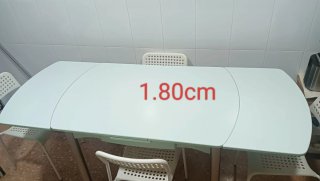 Mesa de cocina verde manzana