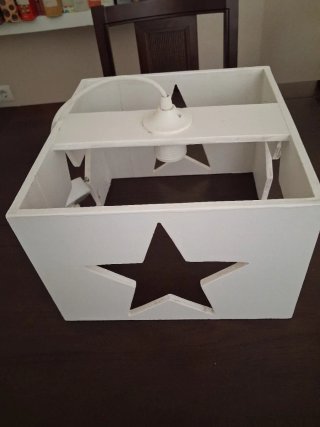 Lámpara de techo de madera blanca
