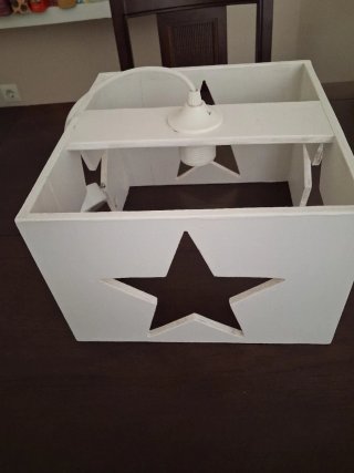 Lámpara de techo de madera blanca