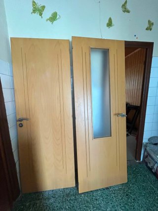 Puertas de madera interiores