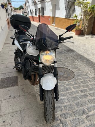 Yamaha Fazer 600