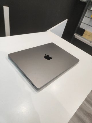 MacBook Pro M2 16GB 512GB SSD 2023