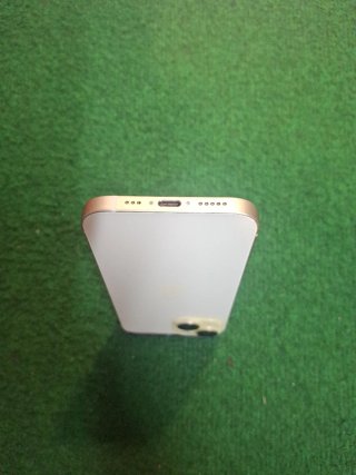 iPhone 15 128GB Blanco Batería 97%