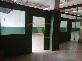 Local comercial en venta en La Magdalena - Versalles en Avilés