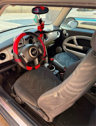 MINI One 2004