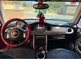 MINI One 2004