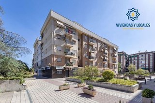 Piso en venta en San Francisco Javier en Granada