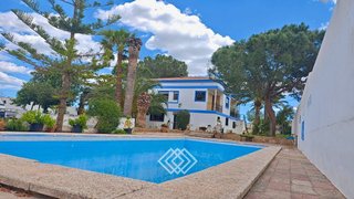 Chalet en venta en La Conarda-Montesano en Bétera